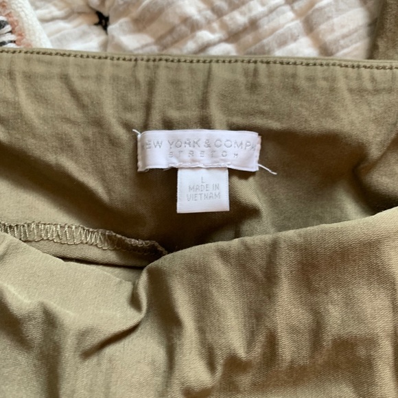 green work pants - Picture 3 of 3